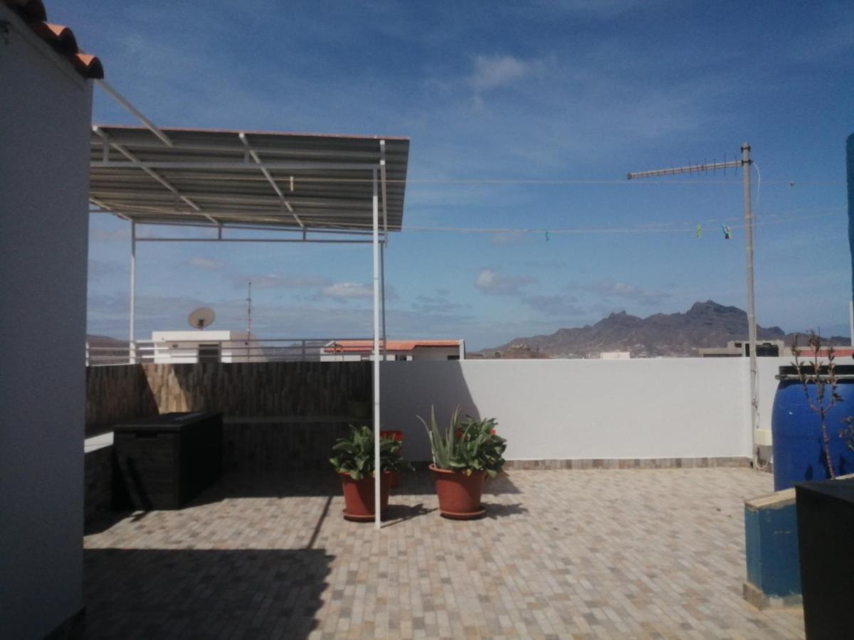 Appartement Apartamento Casa Hollanda à Mindelo Extérieur photo